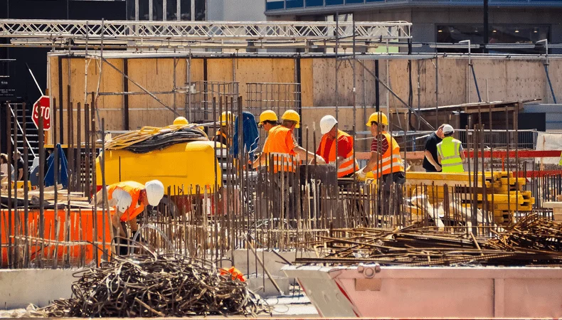 Dit zijn de plannen voor een arbeidsongeschiktheidsverzekering voor zelfstandigen 3 Een arbeidsongeschiktheidsverzekering afsluiten is voor veel zelfstandigen te duur zeggen ze zelf. © Michael Gaida via Pixabay