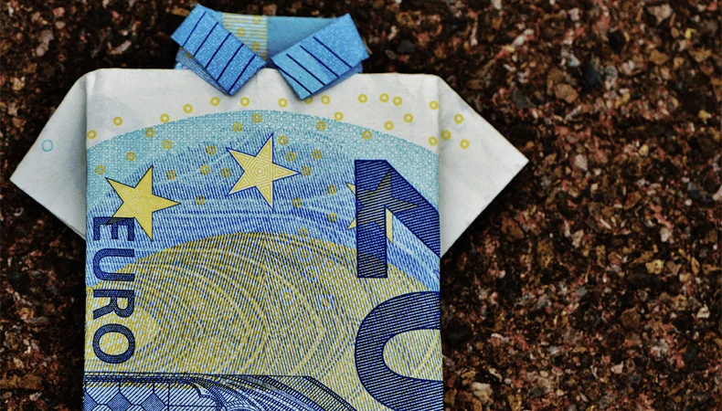 Je jaarruimte berekenen in 4 stappen en vul met belastingvoordeel je pensioentekort aan 8 Bereken je jaarruimte en kijk hoeveel premie voor een lijfrenteverzekering je van de belasting mag aftrekken. © Brand New Day